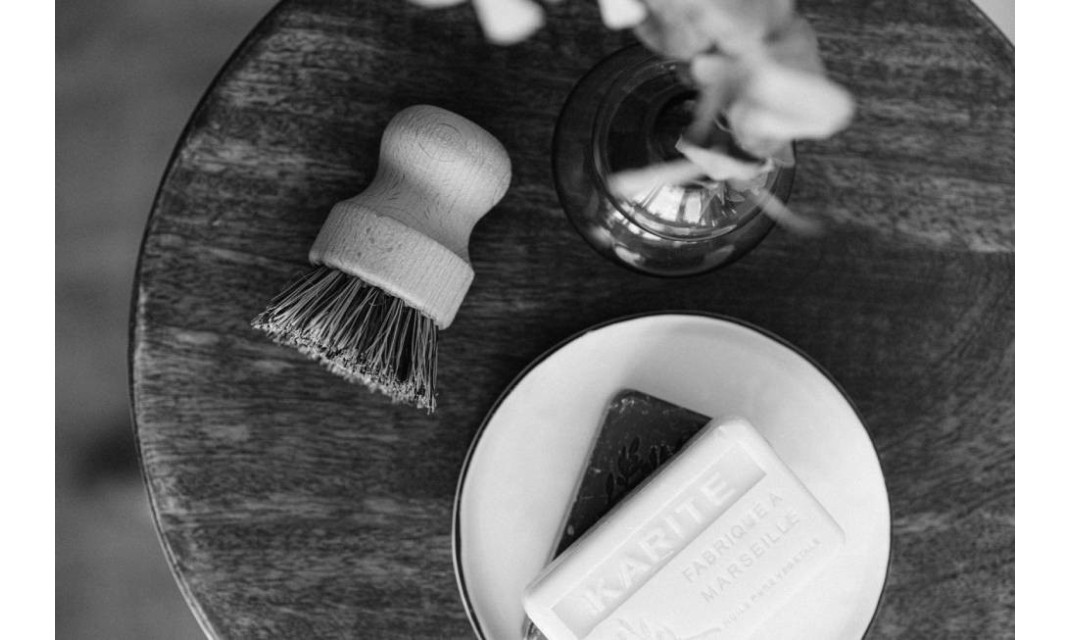 Lutter contre le froid : notre sélection de marques de soins pour hommes